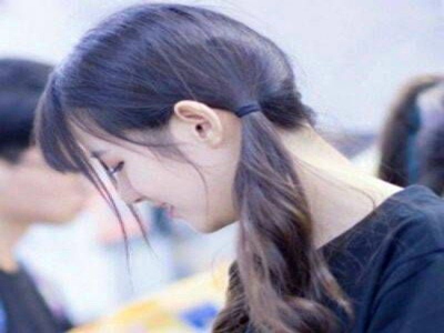 清门贵女被灌催乳药,礼仪束缚下的女性权益挑战：一女子遭遇催乳药事件